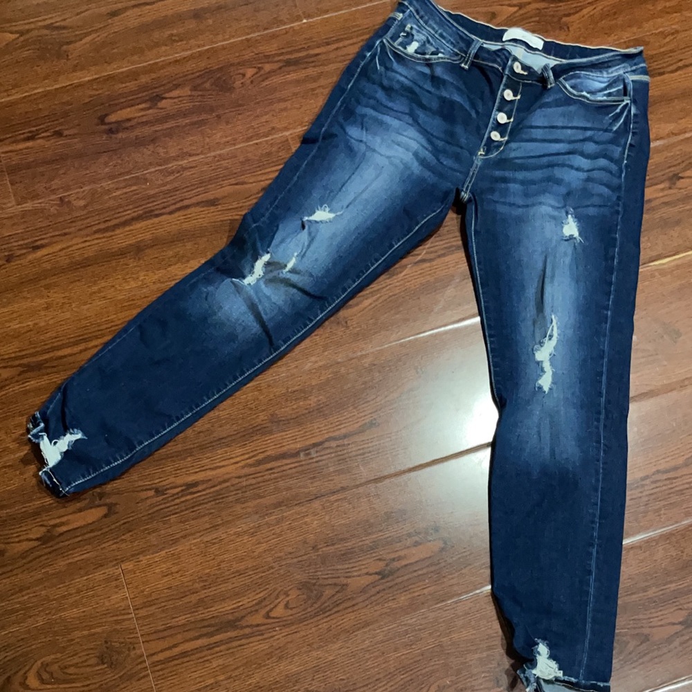 NWOT kancan jeans